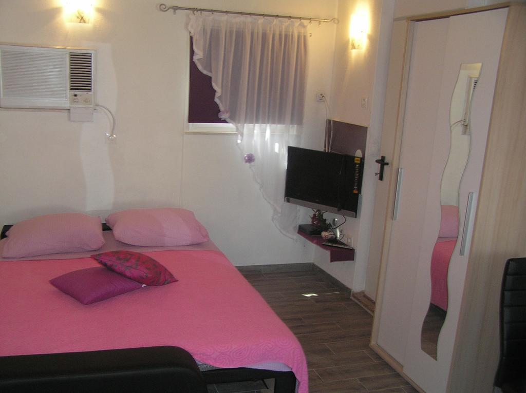 Apartment Odak Brodarica  Buitenkant foto