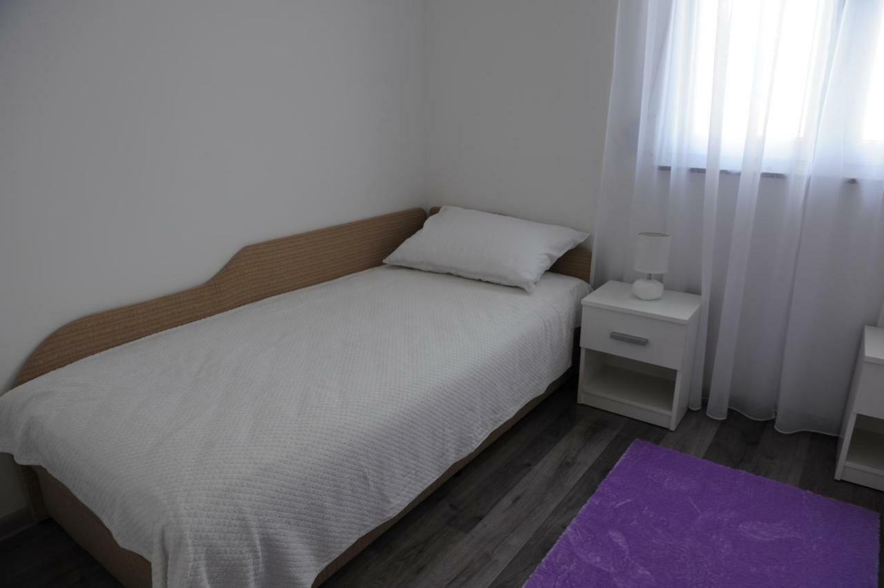 Apartment Odak Brodarica  Buitenkant foto